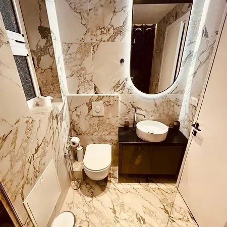 Rolling Hills Resident Apartment *