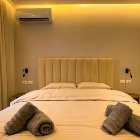 Apartment Rolling Hills Resident Tirana